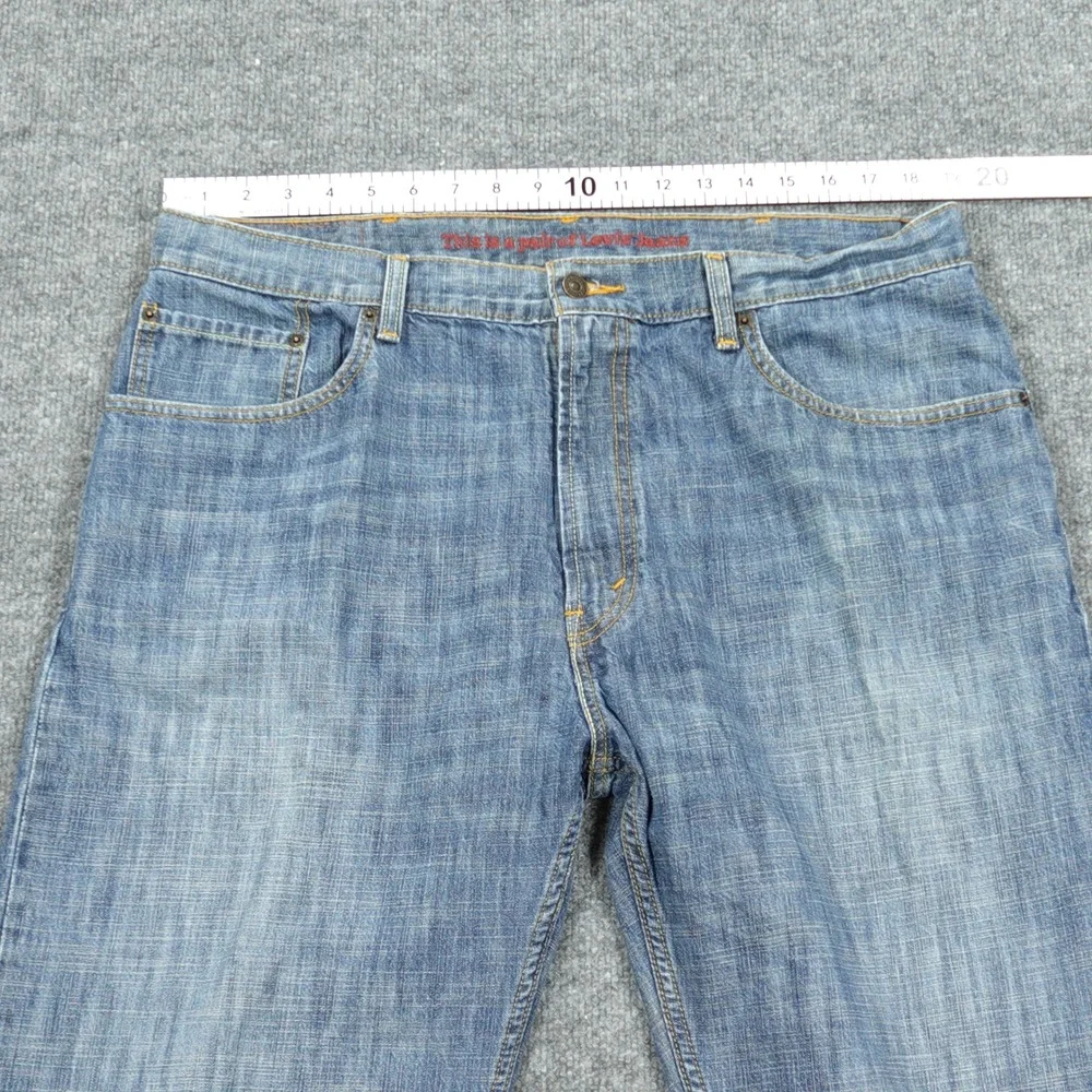 Vintage Levi's Jeans Mens 38x36 Blue 559 Relaxed Straight Leg Medium Wash Y2K‎